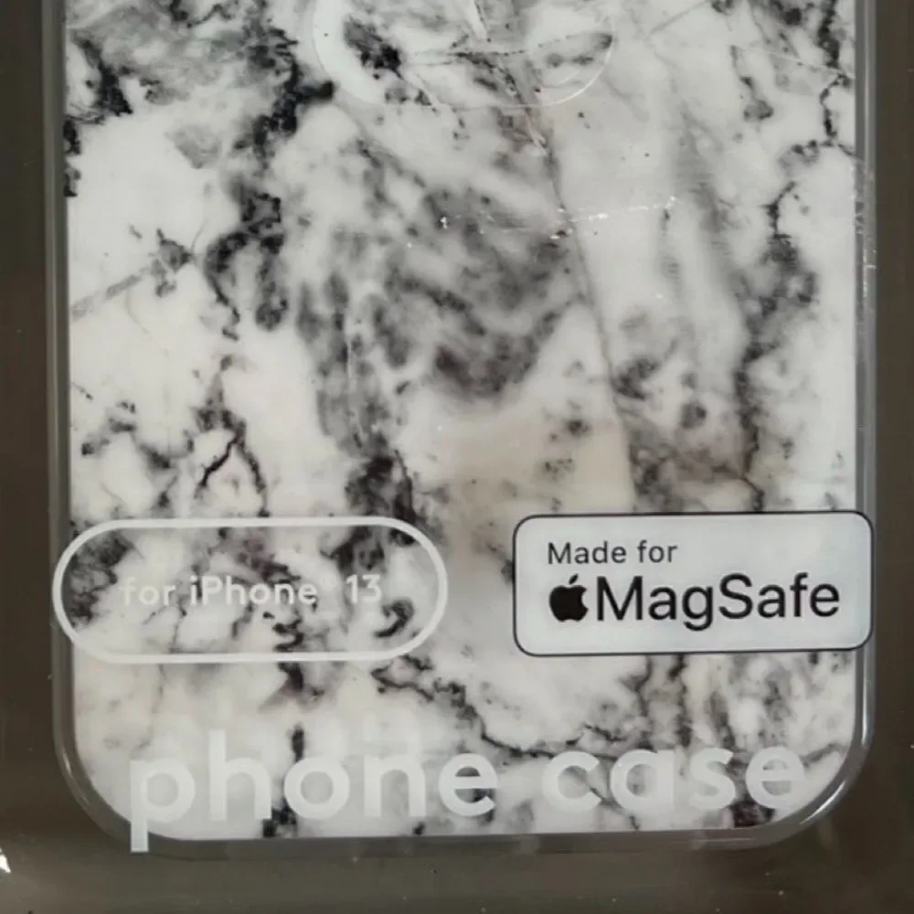 Heyday Phone Case for Apple iPhone 13 with MagSafe - White Marble - New in Box